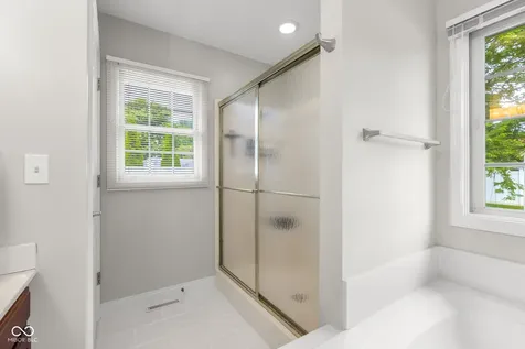 3610 Woodfield Place Columbus IN 47203