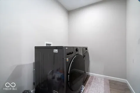 6210 Shallow Creek Indianapolis IN 46237