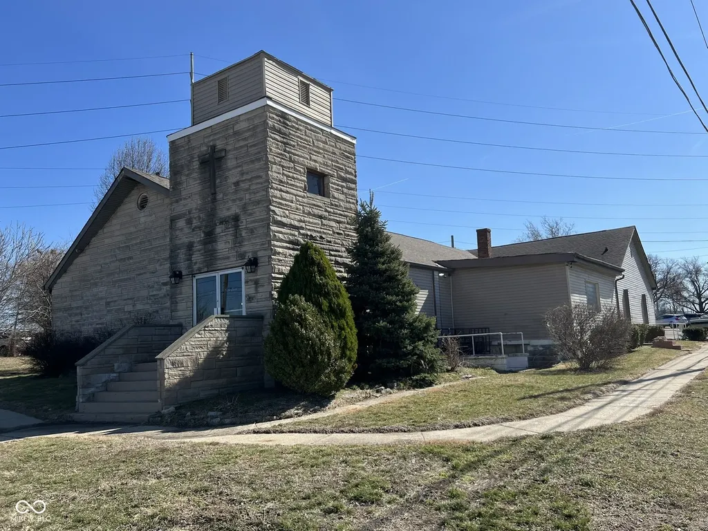 955 Oliver Avenue Indianapolis IN 46221