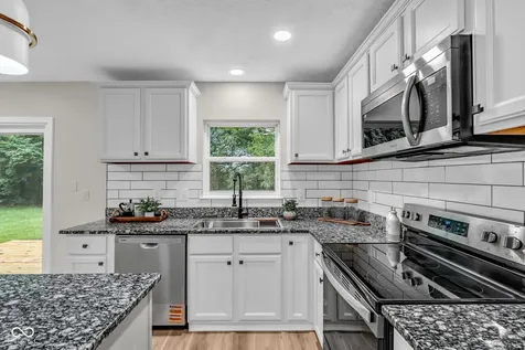 6903 Bretton Wood Drive Indianapolis IN 46268