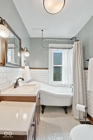 4454 Winthrop Avenue Indianapolis IN 46205