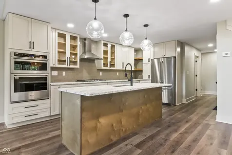4122 N 500 E Shelbyville IN 46176