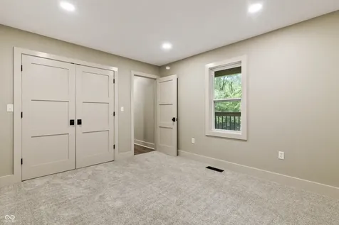 4122 N 500 E Shelbyville IN 46176