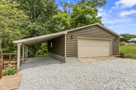 4122 N 500 E Shelbyville IN 46176
