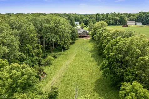 4122 N 500 E Shelbyville IN 46176