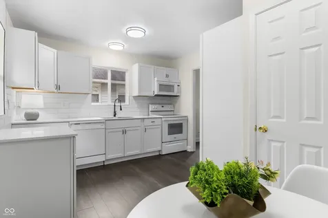 4761 Wellington Avenue Lawrence IN 46226