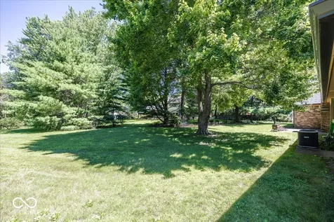 1214 Ironwood Drive W Carmel IN 46033