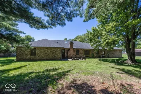 1214 Ironwood Drive W Carmel IN 46033