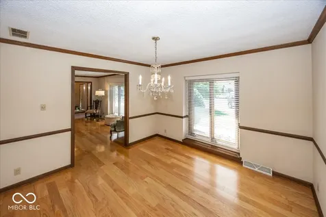 1214 Ironwood Drive W Carmel IN 46033