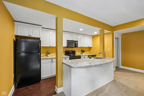 10421 Beaver Ridge Drive Fishers IN 46037