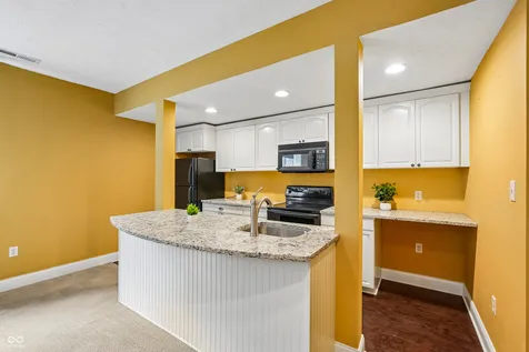10421 Beaver Ridge Drive Fishers IN 46037