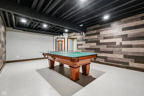 10421 Beaver Ridge Drive Fishers IN 46037
