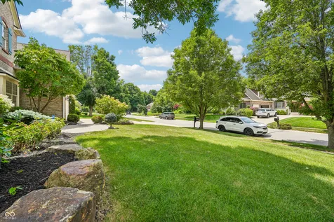 10421 Beaver Ridge Drive Fishers IN 46037