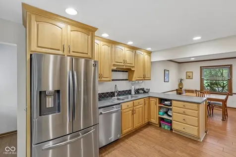 3020 Barnard Street Indianapolis IN 46268