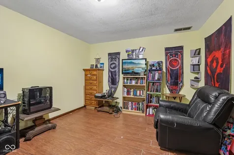 3020 Barnard Street Indianapolis IN 46268