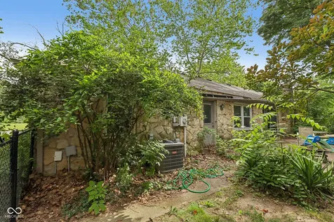 3020 Barnard Street Indianapolis IN 46268