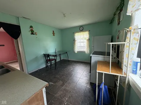 2177 Gent Avenue Indianapolis IN 46202