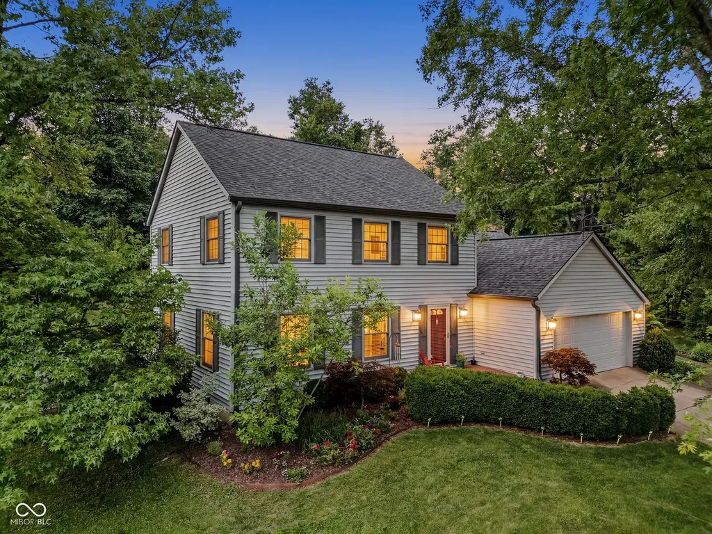 9956 W Raintree Drive N Columbus IN 47201