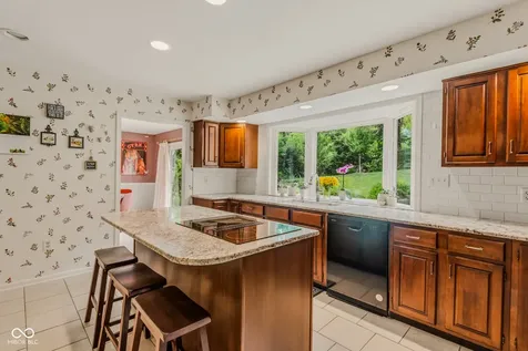 9956 W Raintree Drive N Columbus IN 47201