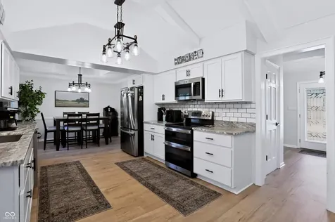 3185 Fairway Court Greenwood IN 46143