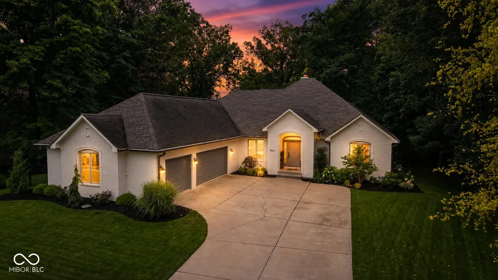 6012 Timberbend Drive Avon IN 46123