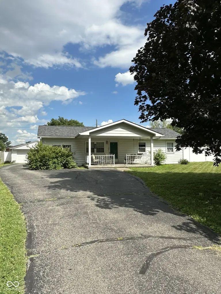 261 Woodlane Drive Columbus IN 47201