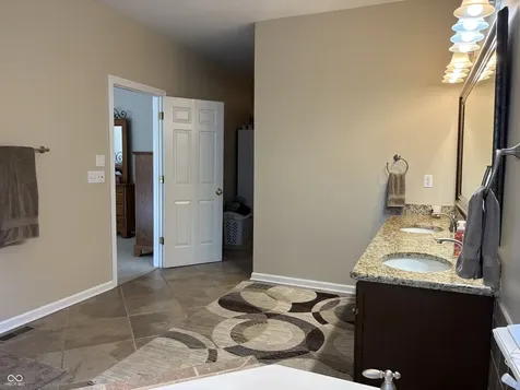 8821 Bay Breeze Lane Indianapolis IN 46236