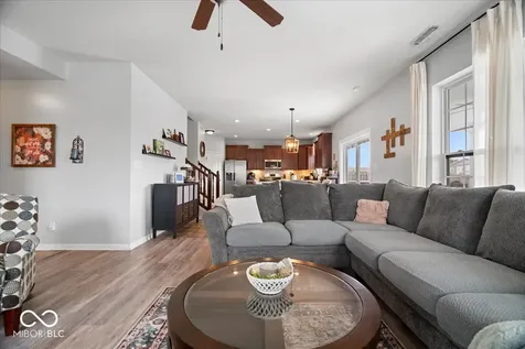 8198 Kilborn Way Avon IN 46123