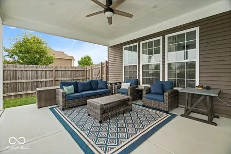 8198 Kilborn Way Avon IN 46123