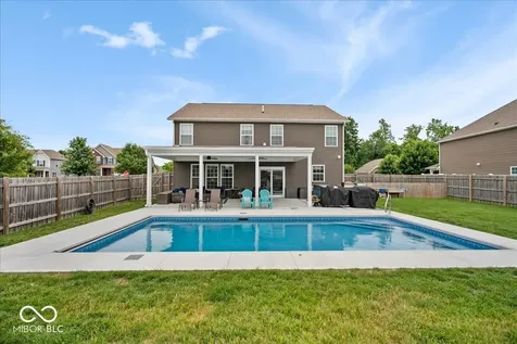 8198 Kilborn Way Avon IN 46123