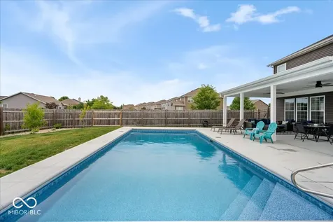 8198 Kilborn Way Avon IN 46123