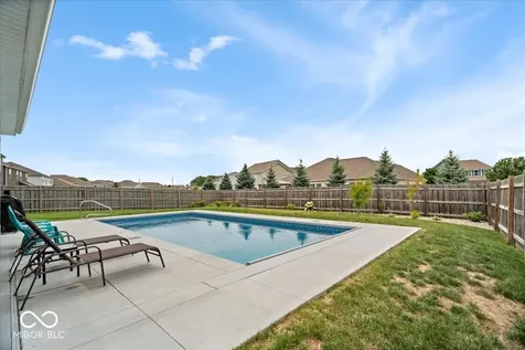 8198 Kilborn Way Avon IN 46123