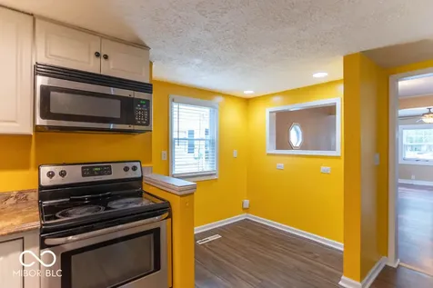349 Ellis Street Plainfield IN 46168