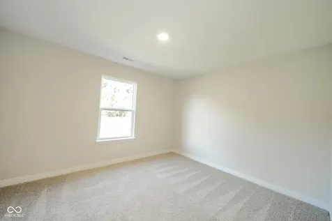 8504 N Seneca Drive Muncie IN 47303