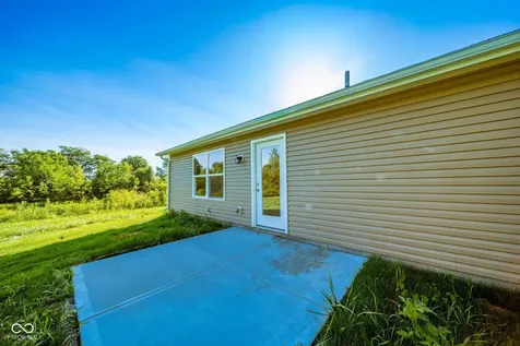 8504 N Seneca Drive Muncie IN 47303