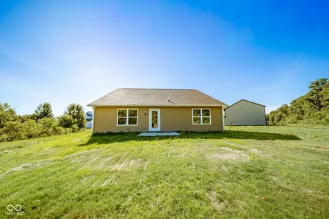 8504 N Seneca Drive Muncie IN 47303