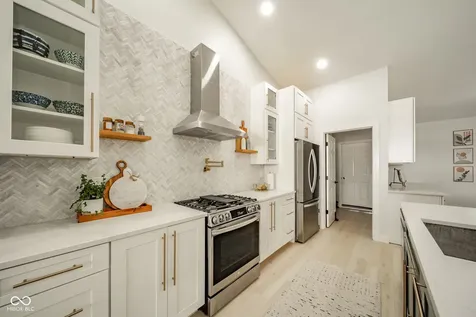 11416 Falling Water Way Fishers IN 46037