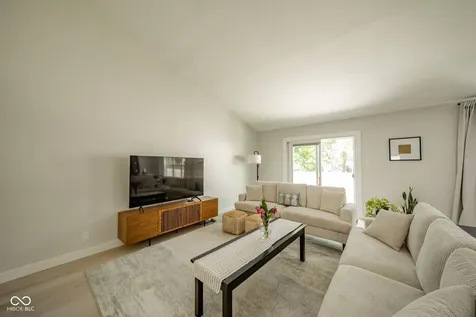 11416 Falling Water Way Fishers IN 46037