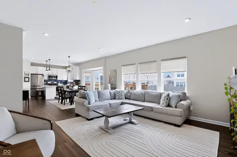 5521 Woods Pointe Drive Mccordsville IN 46055
