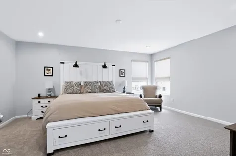 5521 Woods Pointe Drive Mccordsville IN 46055