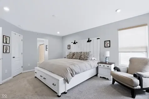 5521 Woods Pointe Drive Mccordsville IN 46055