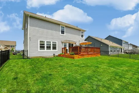 5521 Woods Pointe Drive Mccordsville IN 46055