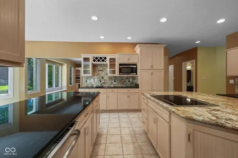 8503 Sargent Lane Indianapolis IN 46256