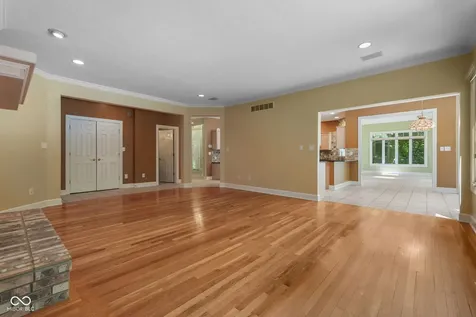 8503 Sargent Lane Indianapolis IN 46256