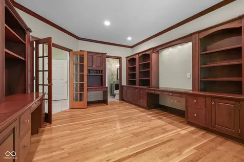 8503 Sargent Lane Indianapolis IN 46256