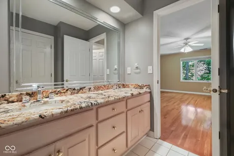 8503 Sargent Lane Indianapolis IN 46256