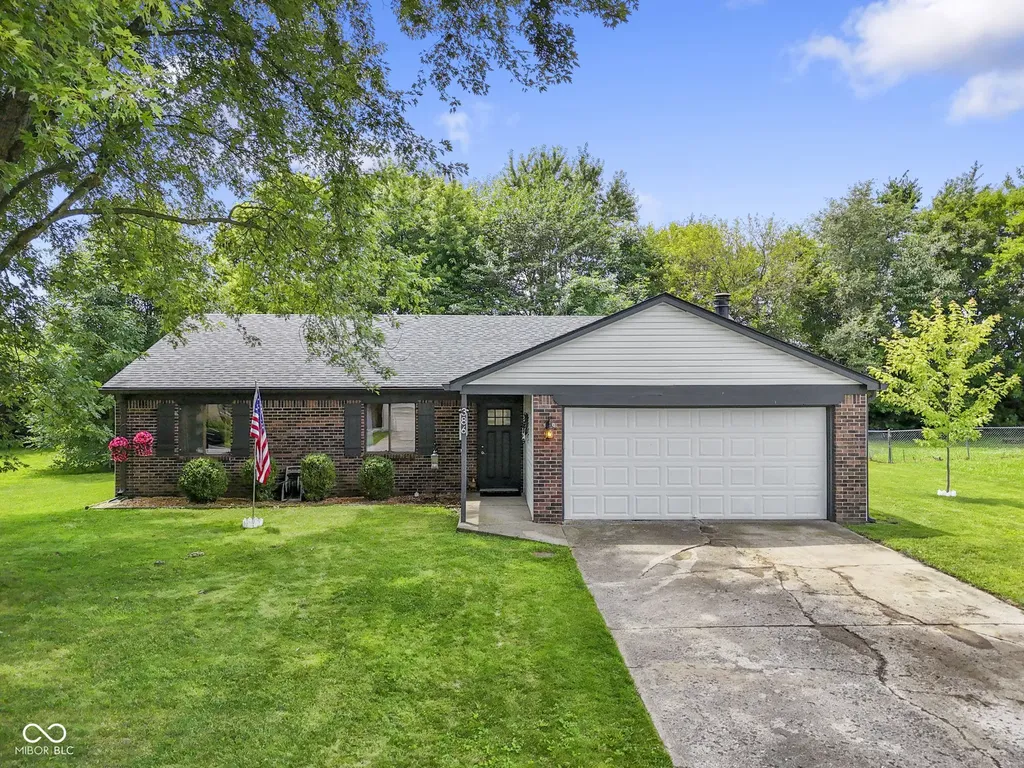 386 Boonesboro Road Greenwood IN 46142