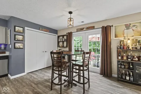 386 Boonesboro Road Greenwood IN 46142