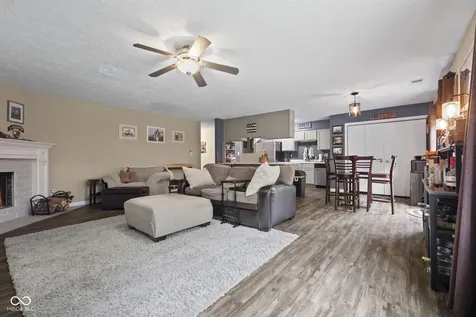 386 Boonesboro Road Greenwood IN 46142