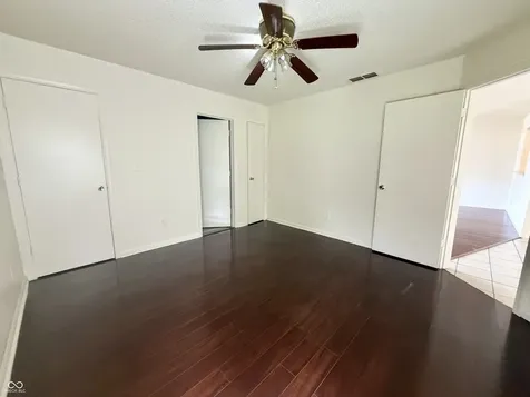 426 Red Tail Lane Indianapolis IN 46241